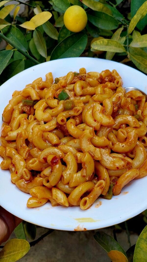Macroni